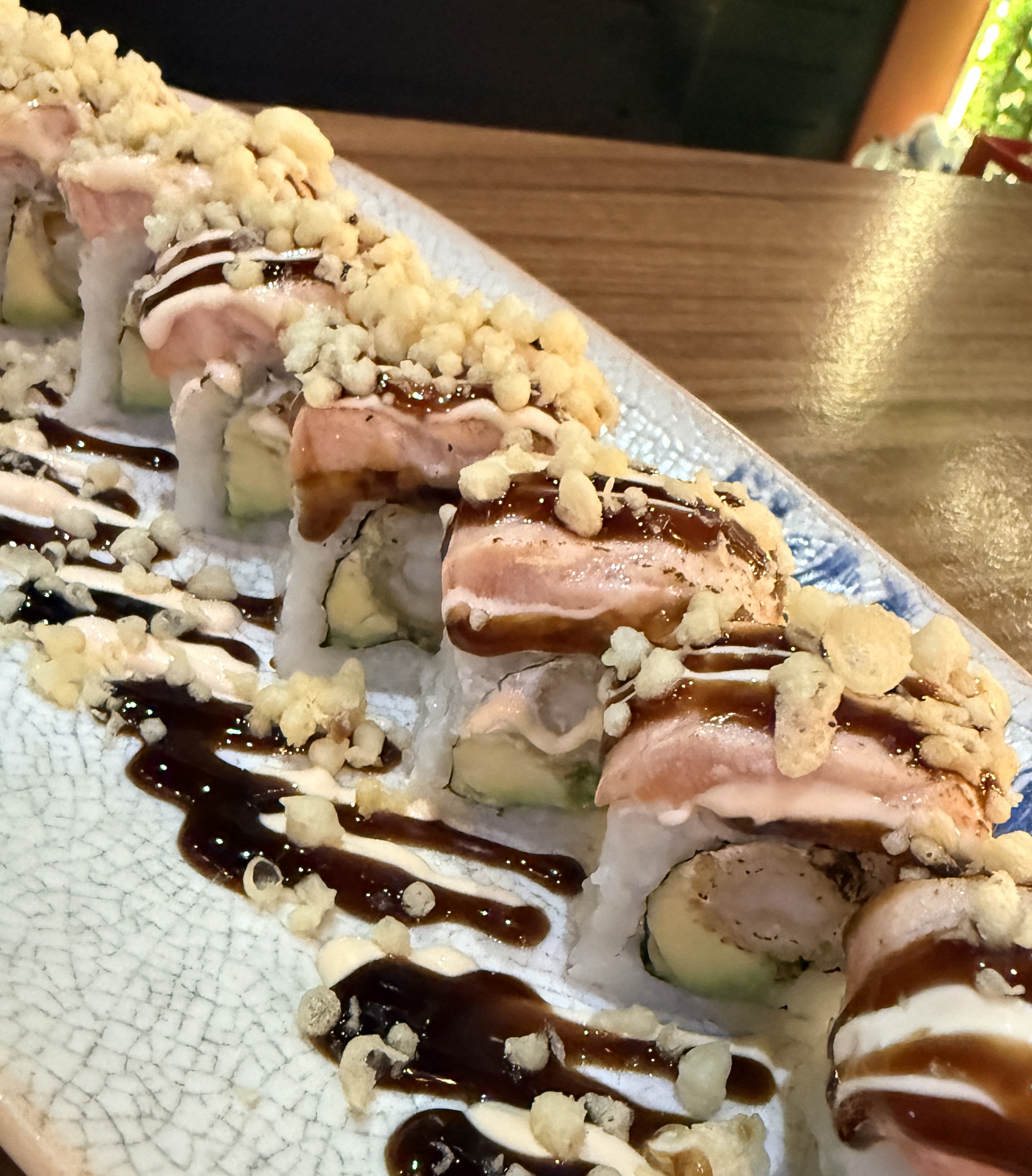 Quemado salmón roll (8 unidades)